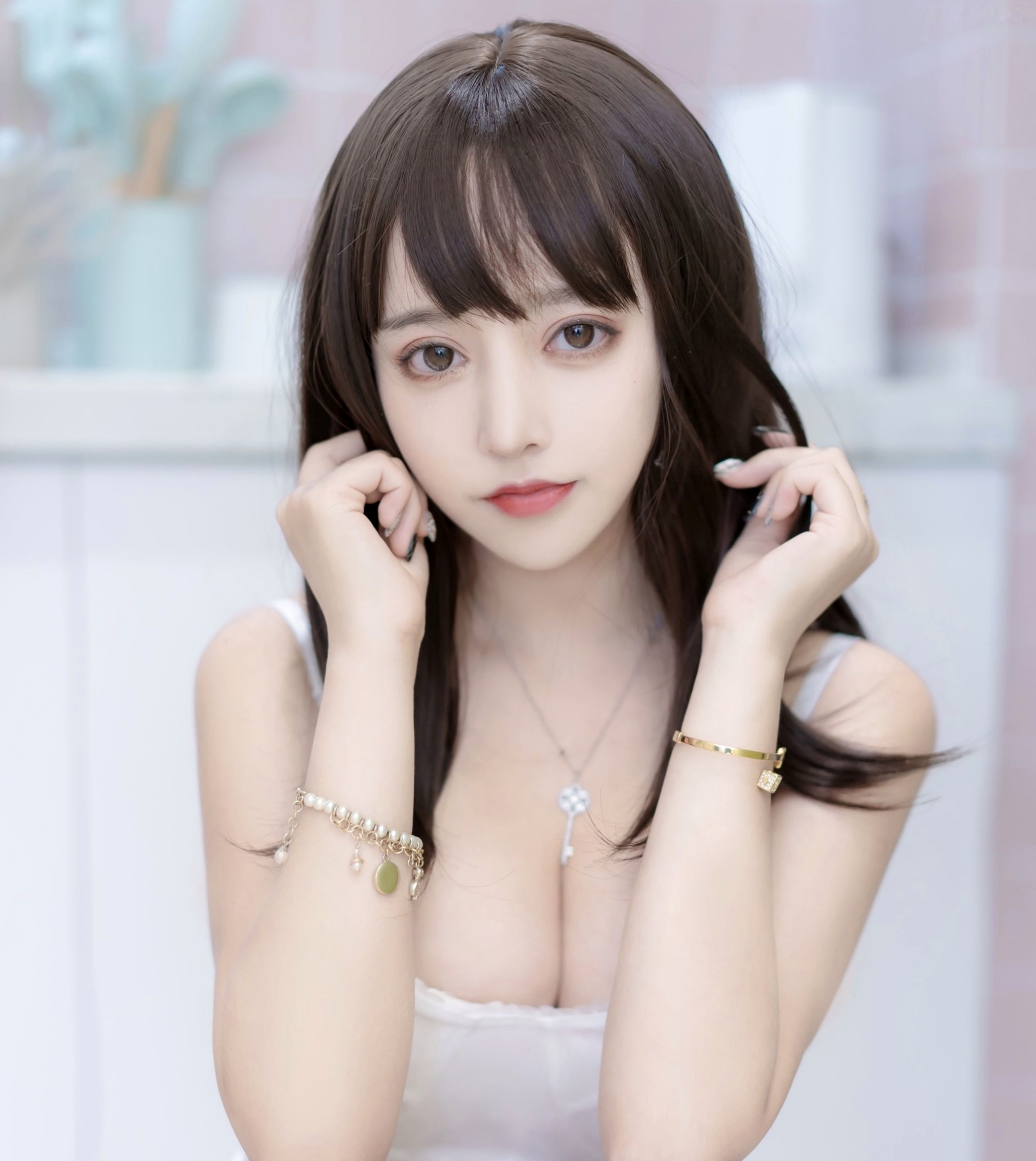 Gallery - 过期米线线喵-大姐姐：白色透视内衣私房写真，优雅御姐演绎居家诱惑，尽显白嫩肤色与傲人身材性感白嫩私房照诱惑气质 过期米线线喵女神私房照_秀色女神 - image 29