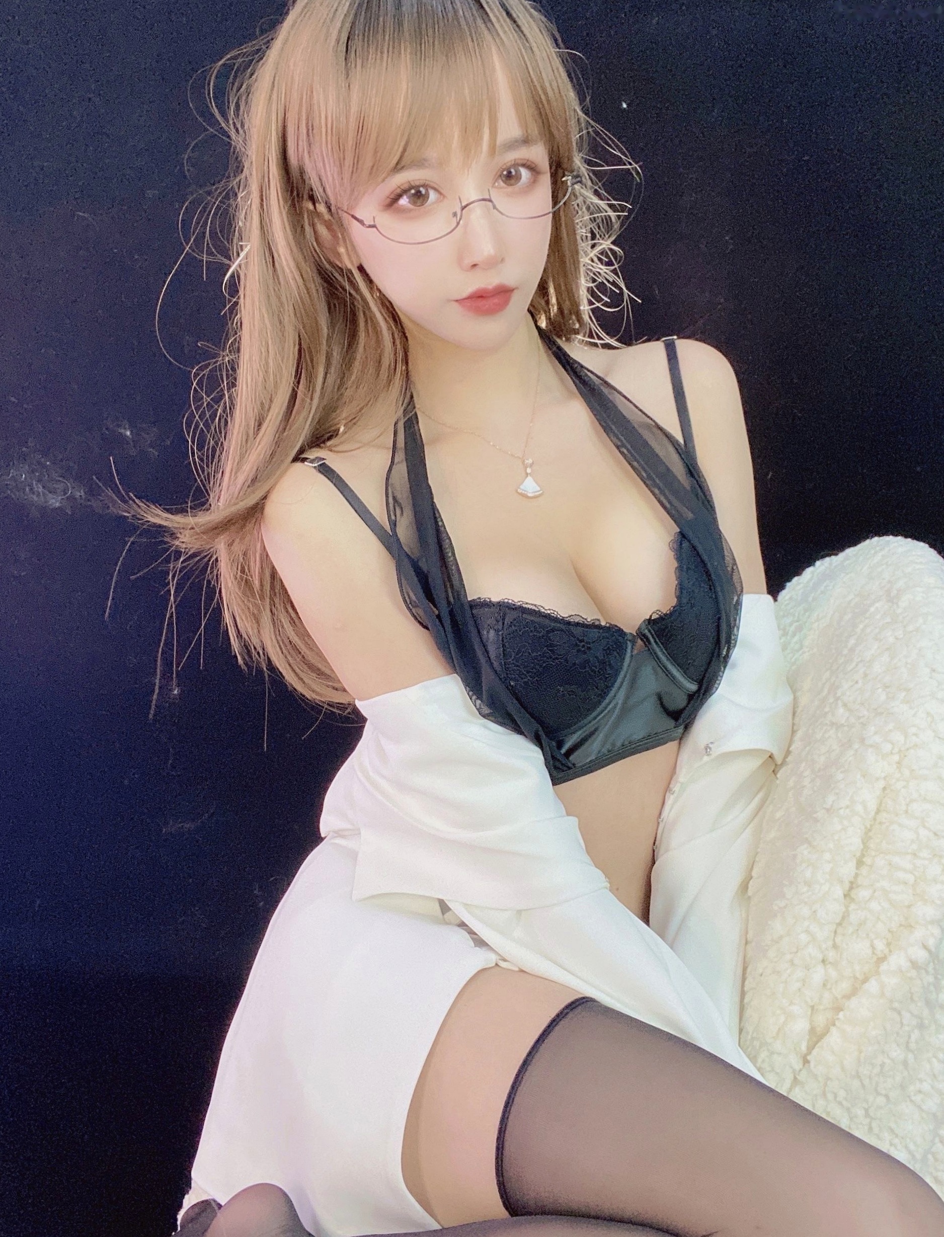 Gallery - 过期米线线喵-朱砂痣 过期米线线喵女神私房照_秀色女神 - image 15