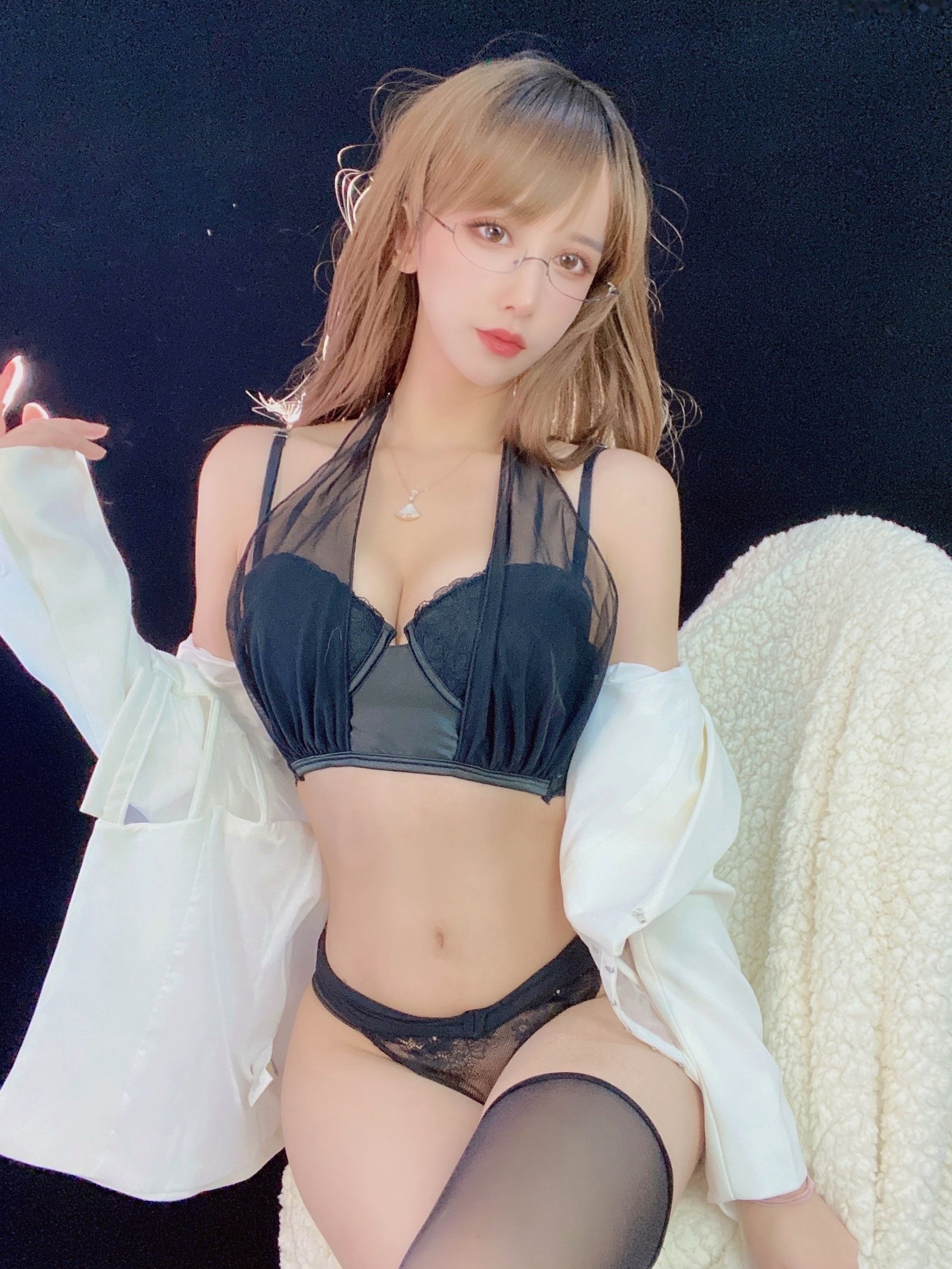 Gallery - 过期米线线喵-朱砂痣 过期米线线喵女神私房照_秀色女神 - image 24
