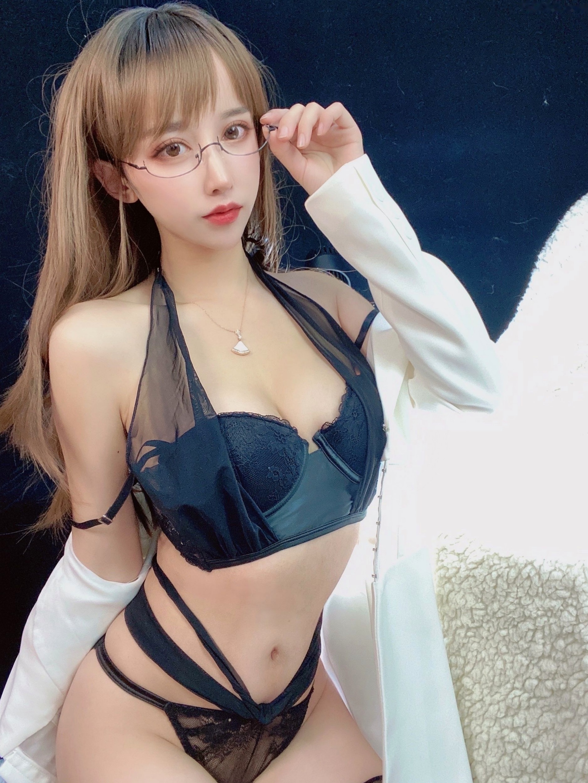 Gallery - 过期米线线喵-朱砂痣 过期米线线喵女神私房照_秀色女神 - image 26