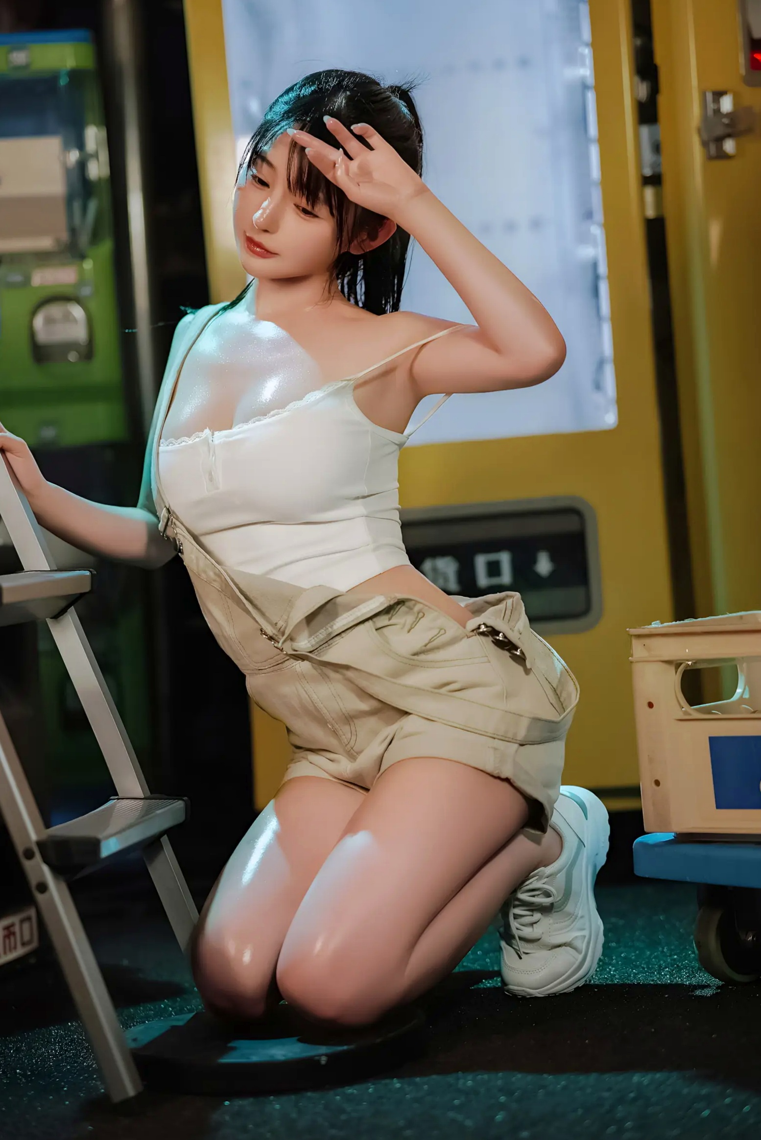 Gallery - 桜井宁宁 - 失眠冲剂，极致湿身诱惑，白色背心与牛仔装下的性感私房写真性感诱惑私房照湿身极品 樱井宁宁女神私房照_秀色女神 - image 6