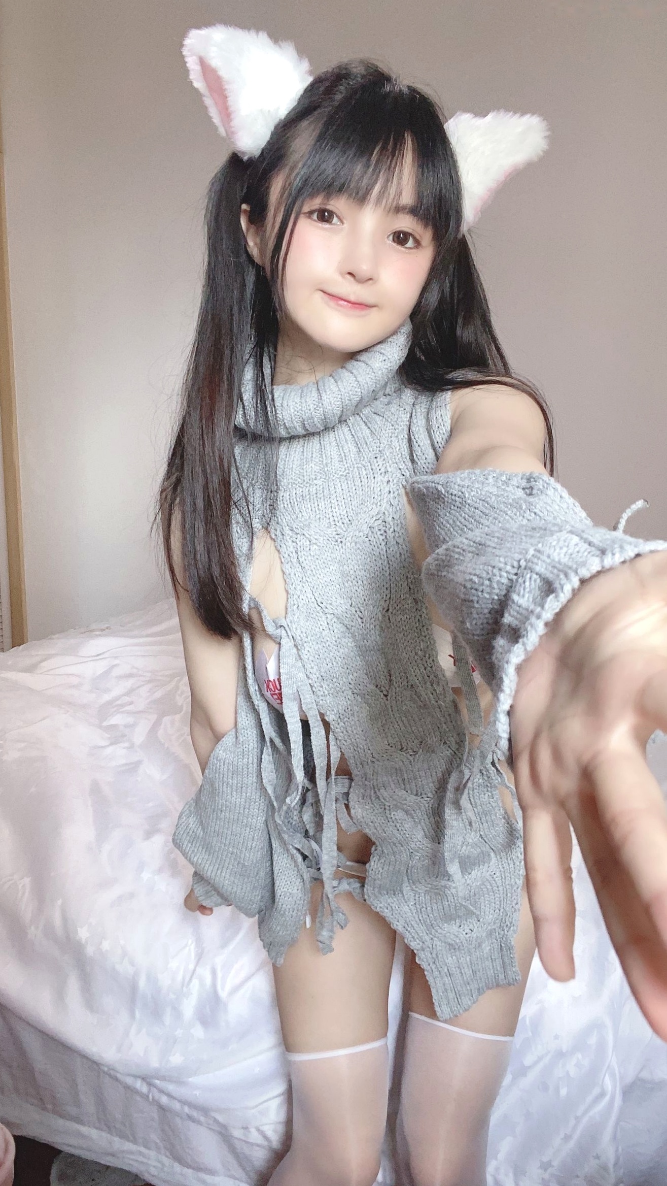 Gallery - 桜井宁宁-016-白い猫ちゃん 樱井宁宁女神私房照_秀色女神 - image 33