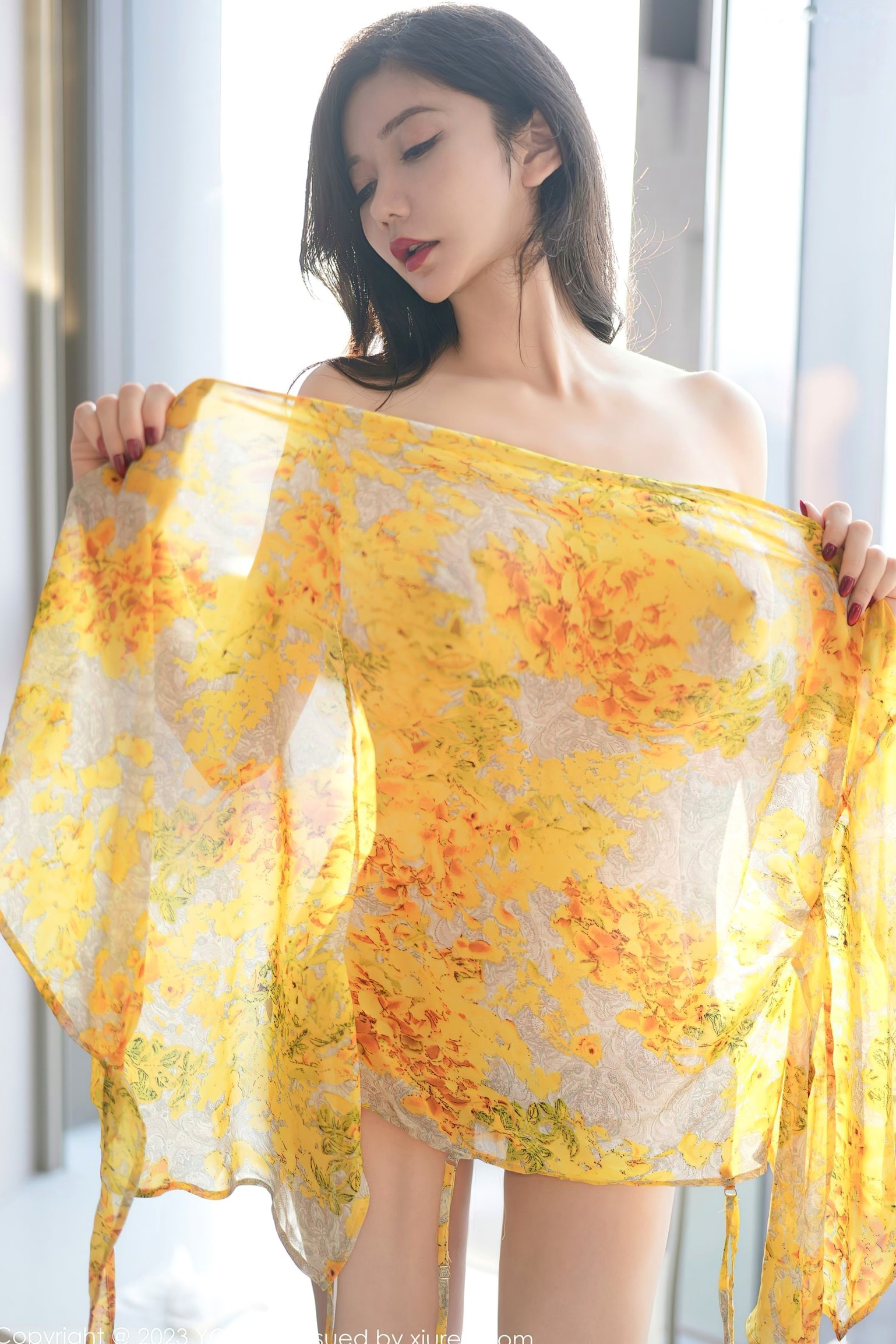 Gallery - YouMi尤蜜荟 - Chiness Model -心妍小公主：黄色碎花吊带短裙私房大尺度写真，妩媚诱惑、白嫩肌肤，居家性感女神惊艳瞬间尤蜜荟 - Chiness Model 性感私房照大尺度白嫩 李妍曦女神私房照_秀色女神 - image 61
