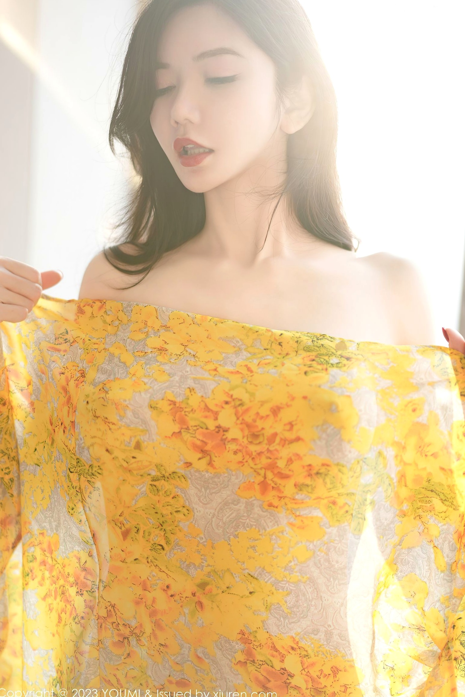 Gallery - YouMi尤蜜荟 - Chiness Model -心妍小公主：黄色碎花吊带短裙私房大尺度写真，妩媚诱惑、白嫩肌肤，居家性感女神惊艳瞬间尤蜜荟 - Chiness Model 性感私房照大尺度白嫩 李妍曦女神私房照_秀色女神 - image 62