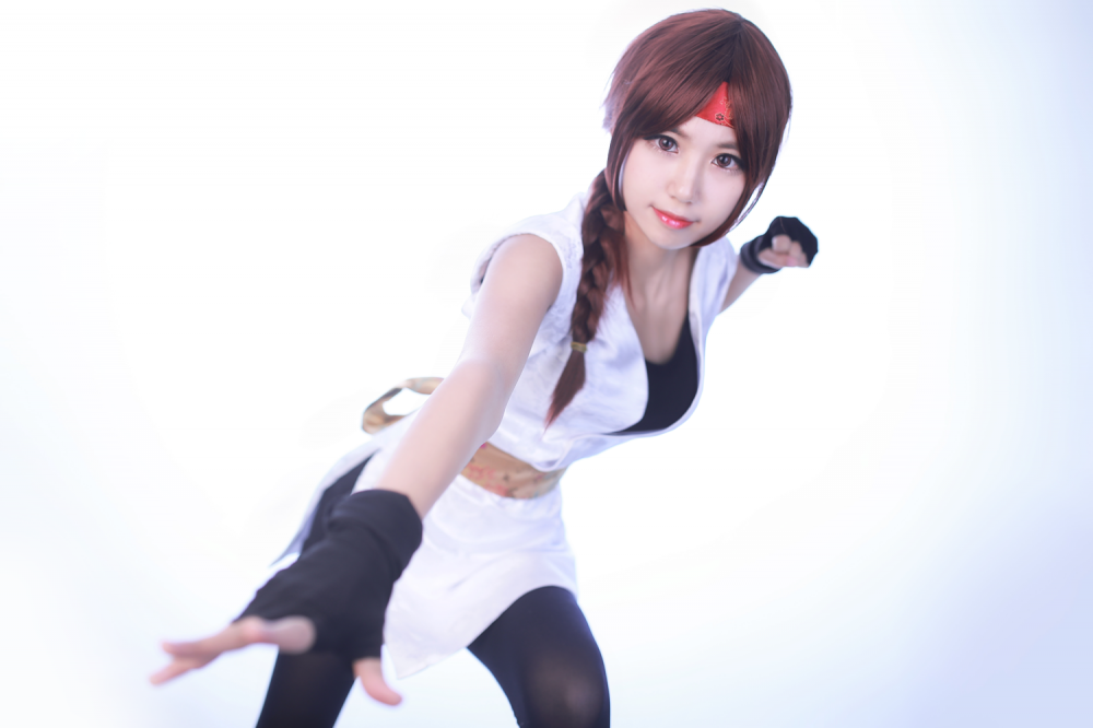 《拳皇》坂崎由莉性感黑丝美腿美女Cosplay