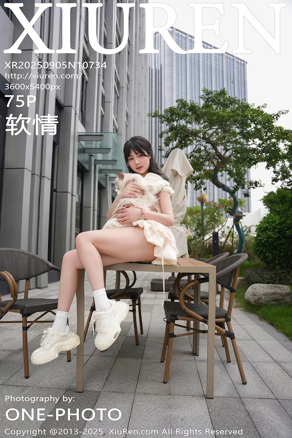 [XiuRen]高清写真图 2025.09.05 No.10734 软情 浅色连衣短裙