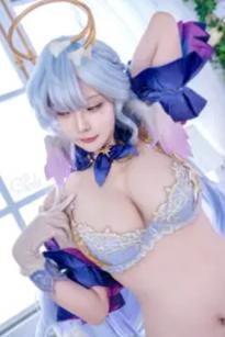 Machi馬吉 - Robin HonkaiStar Rail 知更鸟角色扮演性感美臀私房写真