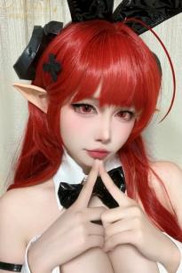 Dakki伊 - 碧蓝航线兴登堡黑皮兔女郎COS自拍性感魅惑写真