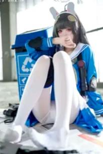 九柒喵 - 美游 蔚蓝档案水手服白丝萌系角色扮演COS
