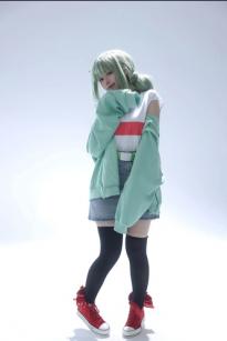 G44不会受伤 - Kiwi Araga 绿发二次元战术萌妹角色扮演性感美腿写真