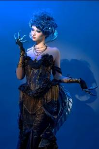 云溪溪 - 乌衣 艾玛斯·乌洛尔：深空异形女王冷艳科幻风角色扮演写真