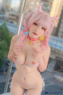 Fantasy-Factory-小丁Ding 2023年6月专辑，性感奶牛角色扮演与私房内衣写真，甜美与火辣的极致诱惑