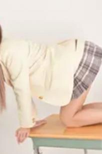 [LOVEPOP] 草川紫音 - 清纯日系校服甜美学妹写真，展现校园青春活力与俏皮姿态，Shion Kusakawa Photoset 02