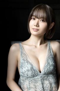 [FRIDAY] いけちゃん写真：2022.12.25最新绝美蕾丝内衣私房套图，展现清纯与性感并存的极致魅力