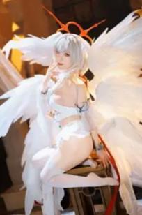 封疆疆v 碧蓝航线珍珠号Cosplay 纯白天使圣洁风角色扮演 极致诱惑私房照[32P]