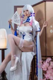 西园寺南歌《碧蓝航线》光辉角色扮演，白色性感旗袍妩媚动人，傲人身材极品私房写真[24P]