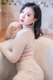 皮皮奶可可爱了啦 - 极致诱惑黑色蕾丝内衣与吊带丝袜私房写真OL大尺度展现完美身姿 [24P]
