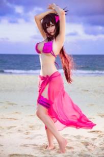 Potato-Godzilla 斯卡哈泳装COSPLAY：海滩比基尼写真，尽显冷艳气质与傲人曲线