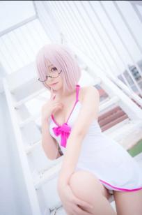 Yuki亭 - FGO玛修·基列莱特高还原Cosplay写真，私房萌系与战术泳装风格双重演绎，精致少女感十足 [140P]