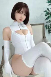 《けん研(けんけん) Fantia 2023.10》清纯短发女神COS角色扮演与性感私房照全套合集 [163P]