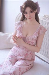 星之迟迟 - 粉色花季甜美私房照，优雅蕾丝诱惑，极品好身材生日套图 [97P]