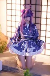 lunananya - Blue Archive 伊草春香新年和服COS写真，日系少女角色扮演及撩人私房特辑