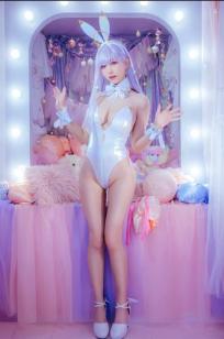 Ely_eee(ElyEE子) - 纯白梦幻兔女郎，梦幻仙境童话风Cosplay精选写真 [30P]