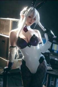 前野太太 - 碧蓝航线奇尔沙治：绝美兔女郎角色扮演，极品黑丝制服诱惑，冷艳动人 [40P]