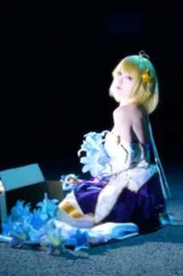 G44不会受伤 FGO 白色月姬角色扮演，夜景灯光渲染下的清冷公主唯美演绎，高颜值高质量二次元COS大片