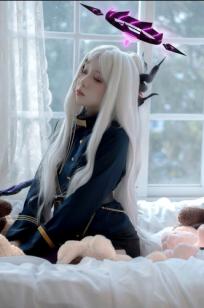纸悦Etsu_ko - 蓝档案日奈原皮猫猫耳Cosplay 私房照 纯欲萌系角色扮演写真 [72P]