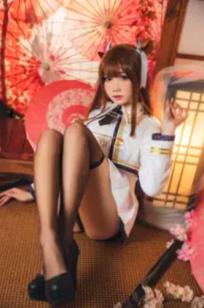 焖焖碳 - 碧蓝航线樫野Cosplay，和风制服诱惑，极致美腿与清纯甜美，二次元女神精选私房照