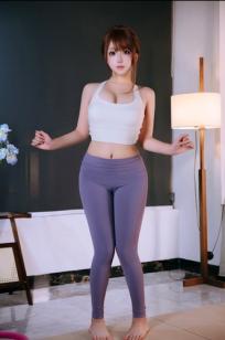 Cosplay日奈娇 - 瑜伽训练主题私房写真，演绎极致诱惑与角色扮演美学，呈现迷人身姿与大胆视觉盛宴