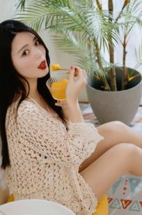 筱筱 - 唯美镂空编织居家私房棚拍，气质女神展现温婉优雅魅力，清新治愈范儿[100P]