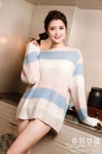 KelaGirls克拉女神-2019.03.25-汐汐-《香草美人》：温柔居家私房写真，身穿宽松条纹毛衣展现清新治愈风格