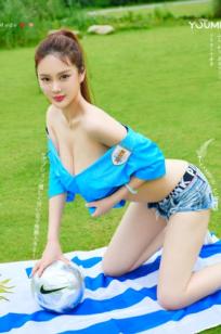 YouMi尤蜜-易阳《铁血尤物》写真：活力四射的清纯足球宝贝，户外绿茵场大秀傲人身材与美腿，无圣光大尺度唯美呈现