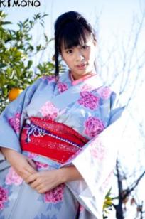 X-City_ 春菜はな Hana Haruna 写真集，传统和服与现代性感街拍，冷艳温婉双重气质展现极致魅力[65P]