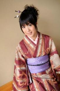 七海ななNana Nanaumi日系古典和服与清雅浴衣私房写真集