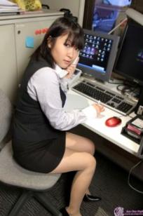 X-City_ Ane One Style No.30 来栖あさみ写真集，制服诱惑、女仆装与浴室湿身私房照