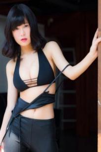Sabra RaMu＆JOY Cover Girl写真集：性感内衣与亮片比基尼，演绎极致身材视觉盛宴
