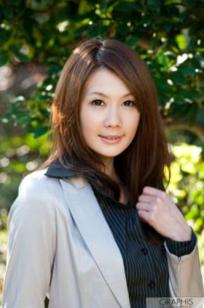 Graphis_桐原绘里香《New Deal》精选写真集，优雅成熟御姐私房诱惑拍摄