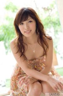 香月悠里Graphis唯美写真：清新少女与迷人内衣的诱惑定格