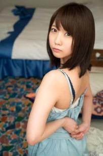 Graphis 户田真琴 Makoto Toda 写真集：日系清纯风格，居家少女灵动瞬间，元气满满的治愈系私房影像