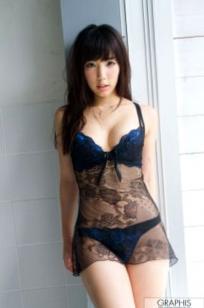 Graphis写真：藤嶋唯《Pure & Sexy》清纯甜美居家私房大片，极致诱惑写真集