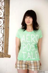 Graphis写真：田丸美久(Miku Tamaru)清纯初出道，室内私房比基尼系列[16P]