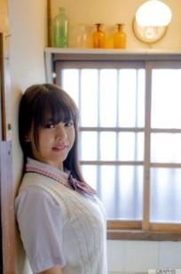 Graphis夕美しおんShion Yumi清纯校服私房写真集，甜美童颜女神演绎极致诱惑