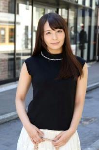 希崎杰西居家白色蕾丝内衣诱惑私房写真集，清纯甜美与成熟韵味并存的绝美神级镜头记录