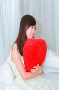 台湾正妹虞成敬小敬《番号81的第二堂课》清纯家居生活写真集，甜美少女卧室私房摄影