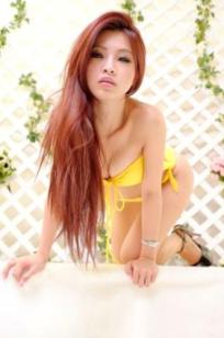 台湾正妹林倪安Nian：甜美内衣模特棚拍写真集，比基尼秀诱人曲线，尽显性感迷人魅力