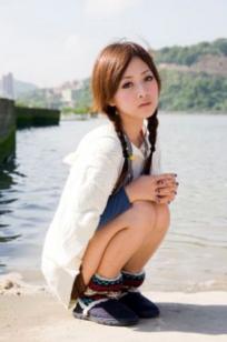 台湾正妹张凯洁/张允霏《關渡外拍》双麻花辫青春少女清新户外写真集