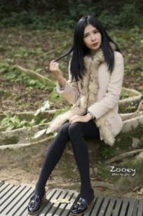 台湾正妹Zooey清新户外街拍写真，三套精美穿搭展现迷人气质，为你解锁更多治愈系瞬间[62P]